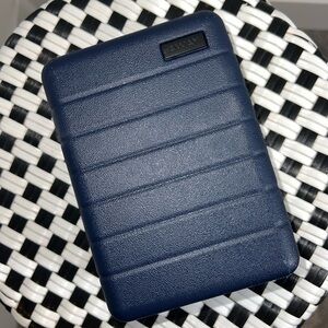 Away luggage Blue Travel Case with accessories